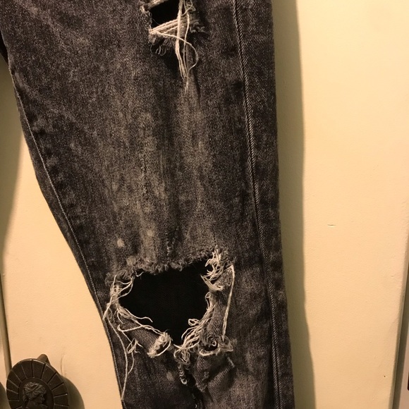 Black ripped skinny jeans - Picture 3 of 7